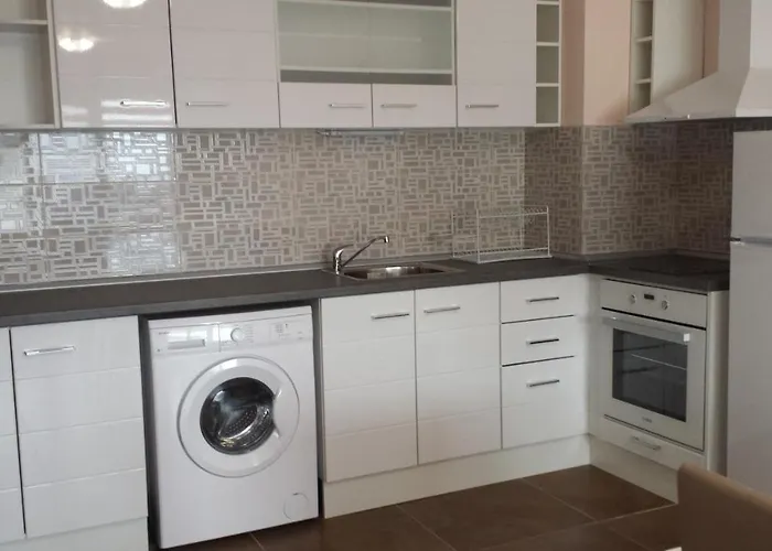 公寓 и мони холидейс *