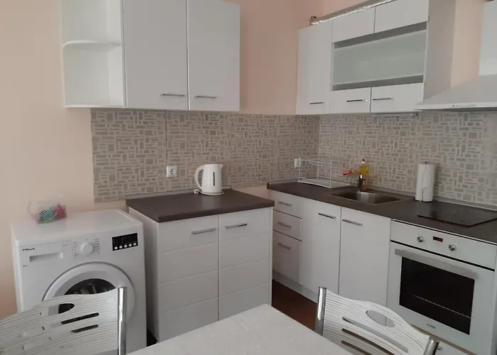 公寓 и мони холидейс *