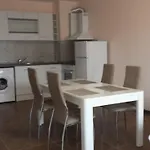 Apartment и мони холидейс