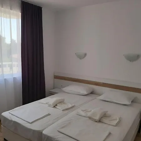 и мони холидейс * Tsarevo