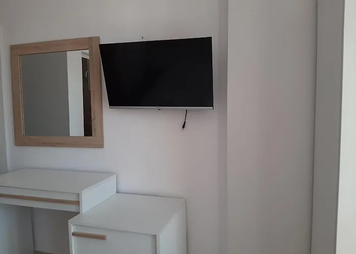 Апартаменты и мони холидейс